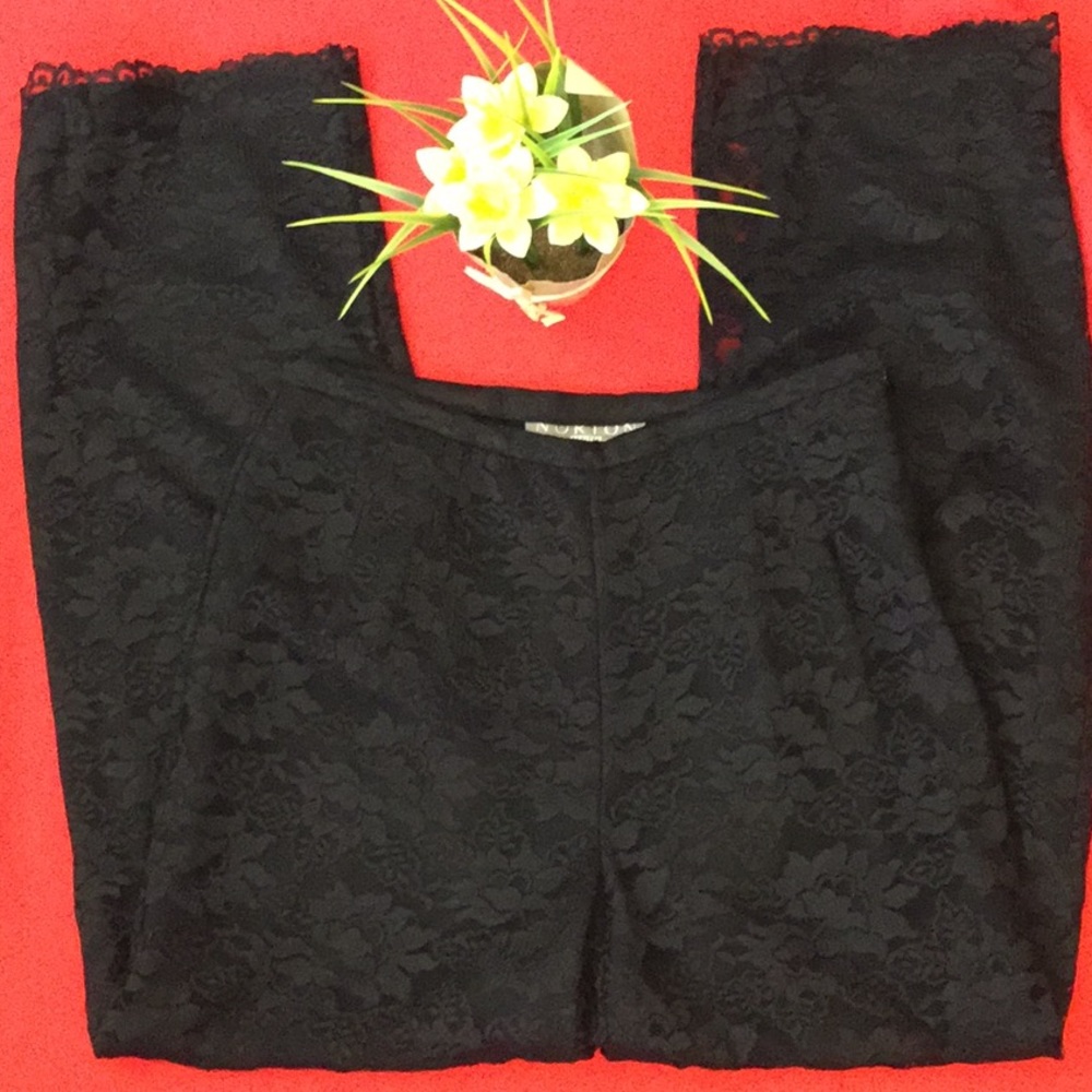Norton McNaughton Black Floral lace pants sz 10P